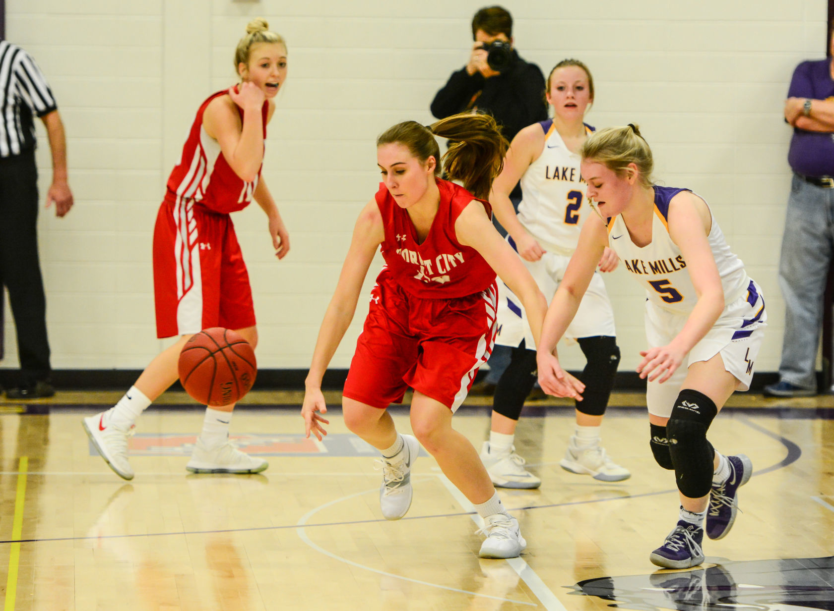FC GBB vs. LM 11